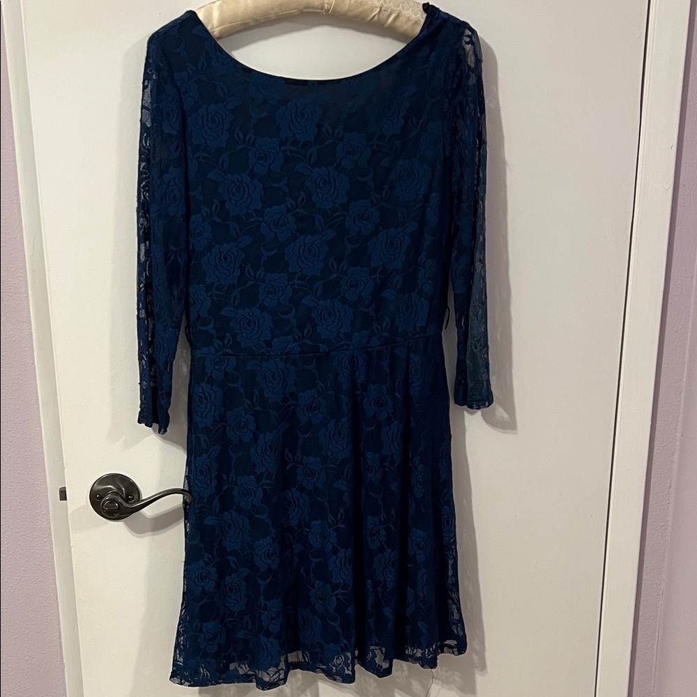 Elegant Navy Lace Dress